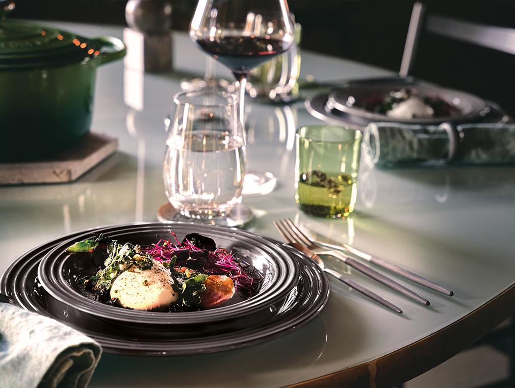 Carpaccio van bieten met burrata, gebakken rucola & gekaramelliseerde pistachenoten