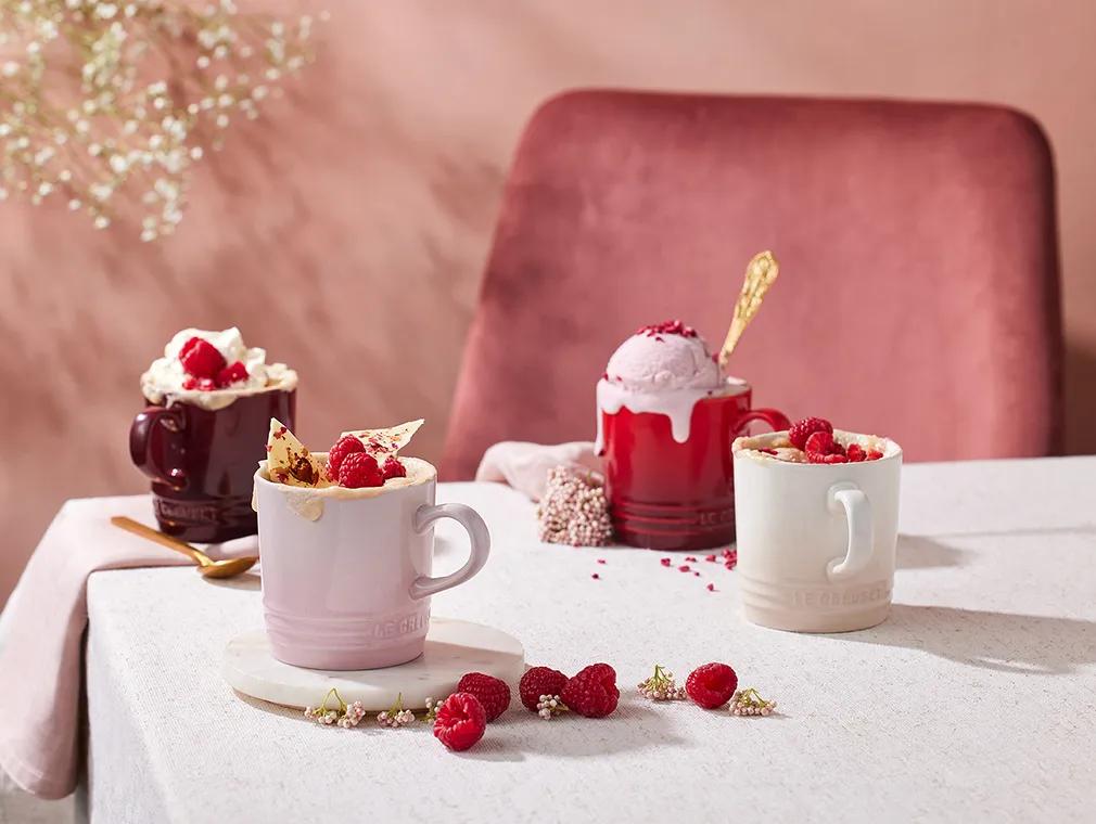 Witte Chocolade- en Frambozen Mugcakes uit de Magnetron