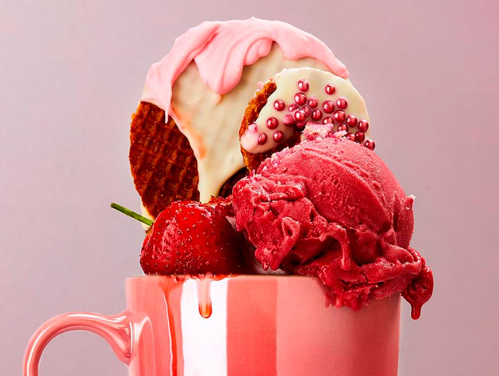 Roze Sunday met stroopfwafels